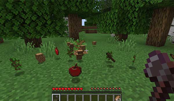Image where we can see the result of cutting down a tree with the functionalities offered by the Tree Harvester mod.